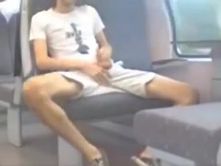 A masturbar fora em um comboio