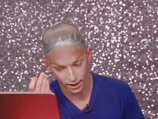 Miz Cracker clips Her Drag Queen Makeup