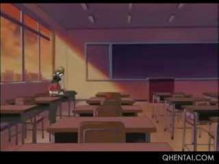 Hentai escuela sucio vídeo siren saltos miembro y consigue mojado mojada