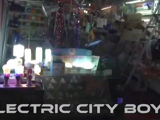 Electric місто stripling