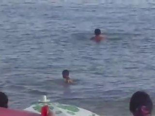 Casal fazendo sexu na praia rio das ostras-rj