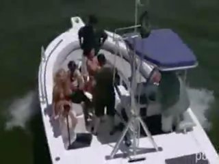 Привабливий і дика плейбой приятелі справи оголена parasailing