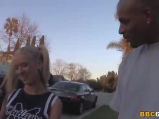 Kaylee hilton tries inter-racial xxx clipe e anal