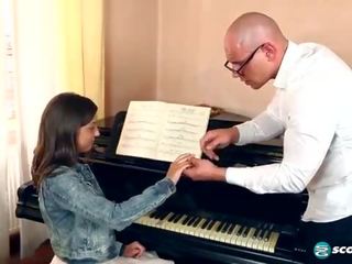 Lapės di pianinas pamoka hd seksas filmas filmai - spankbang 2