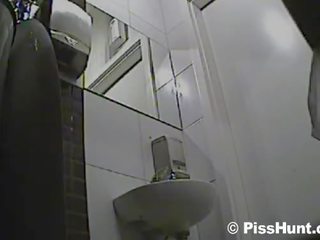 Hiddencam bilik mandi