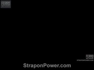 Smíchat na strapon xxx film video vids podle strapon energie
