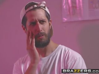 Brazzers - therapeut abenteuer - leigh darby chris diamant - fies untersuchung mit dr darby