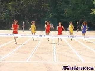 Teljesen ingyenes jav a ázsiai lányok futás a meztelen track