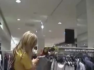 Pareja filmado ella misma follando en dressingroom película