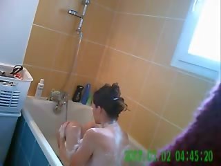 Amateur versteckt dusche kamera