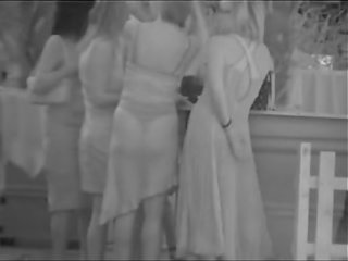 Vidieť cez oblečenie - xray sexuálny sliedič - film kompilácia na infrared xray sexuálny sliedič