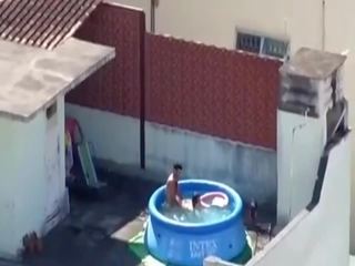 Melhores やる ブラジル - flagrou vizinhos fazendo セモ na piscina elhores