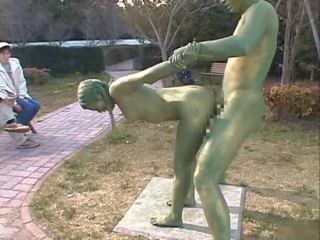 Azijke punca je a statue pridobivanje nekaj porno