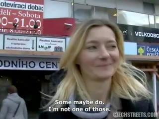 צ'כית ברחובות jitka