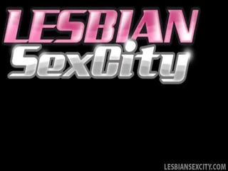 I pabesueshëm stunner lezbike absolutisht falas kapëse